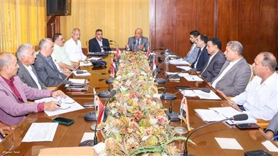 عبد المعطي: تسهيل الإفراج الجمركي على السلع ومستلزمات الإنتاج