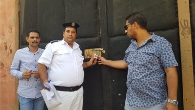 حملات علي الاستديوهات والمخازن بابو النمرس