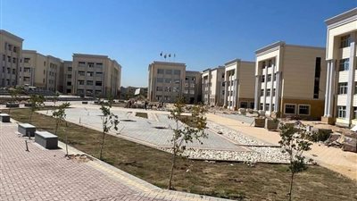 غلق باب القبول المباشر لطلاب المعادلة بجامعة حلوان الأهلية..غداً