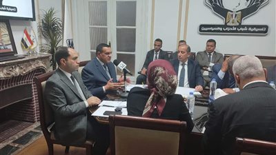 وزير التنمية المحلية يعلن تفاصيل الإعلان عن قانون المحال العامة