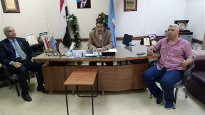 وكيل تعليم البحرالأحمر يعقد اجتماعا لمتابعة أمن وسلامة المبنى