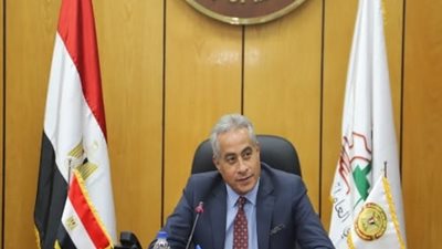 وزير القوى العاملة يهنئ الرئيس السيسي بذكرى نصر أكتوبر المجيد