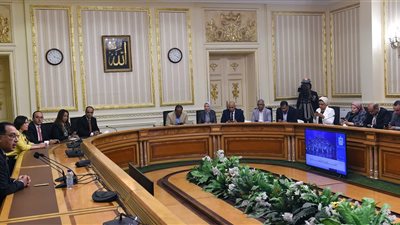 مدبولي: المؤتمر الاقتصادي يسير بالتوازي مع جلسات الحوار الوطني