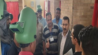 القوى العاملة: تدريب الشباب على مهن يحتاجها سوق العمل بقنا.. صور