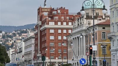 صدق أولا تصدق .. مدينة سياحية تمنحك نقوداً مقابل زيارتها