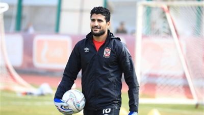 على لطفى: لاعبو الأهلي تعاهدوا على الفوز بلقب دوري أبطال إفريقيا