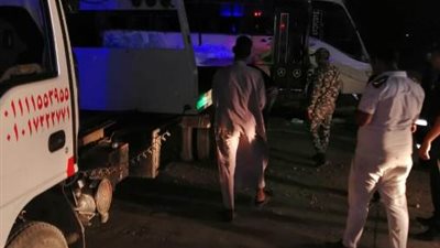 إصابة ٢٨ شخصا في انقلاب أتوبيس عمال بطريق المحاجر بالسويس