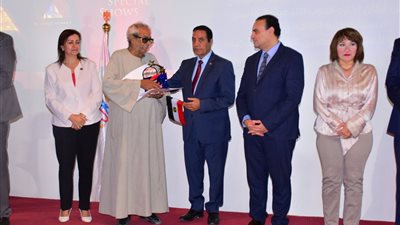 نائب محافظ الاقصر يشارك فى الندوة التثقيفية 