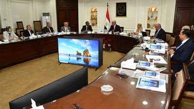 الجزار: إنشاء مركز للبحوث والتطوير للنهوض بقطاع المياه والصرف