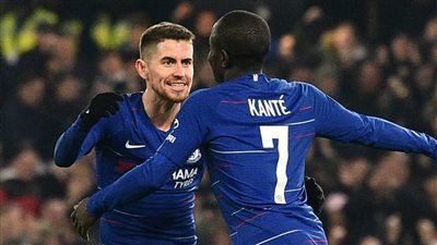 برشلونة يخطط للتعاقد مع نجم وسط تشيلسي مجانا