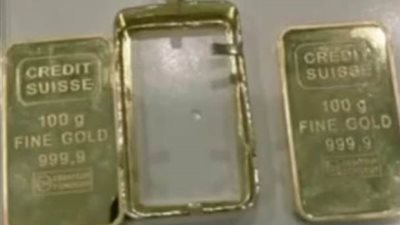جمارك مطار القاهرة الدولي تضبط 3 محاولات تهريب أقراص مخدرة وهواتف وسب