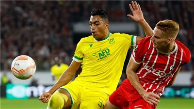 مصطفى محمد اساسيا فى تشكيل نانت أمام فرايبورج بالدوري الأوروبي
