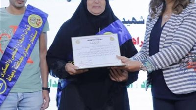 دمياط تكرم أسر الشهداء