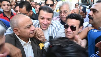 الموسيقيين يدعمون مصطفى كامل فى أولي اجتماعات النقابة.. صور