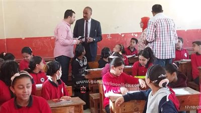 الفولي يوجه بإزالة فورية لأي سلبيات ئؤثر علي سلامة الطلاب بالمدارس