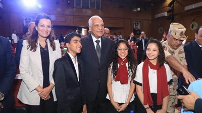 محافظ الجيزة يشهد احتفالات التربية والتعليم بالذكري ٤٩ لنصر أكتوبر