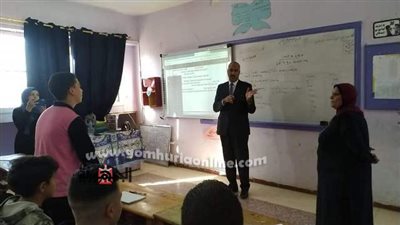 لمتابعة انتظام العمل .. مدير تعليم المنوفية في زيارة لمدرسة الثريا