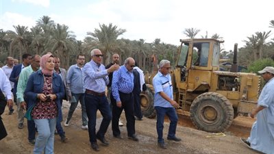 محافظ الجيزة يتفقد أعمال تطوير طريق سقارة السياحي بطول ١،٥ كم