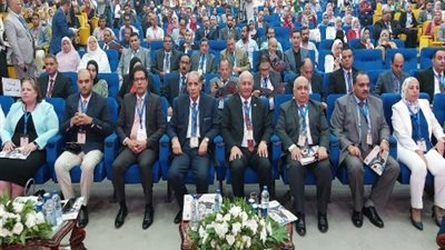 سوسه يفتتح فعاليات المؤتمر السنوي الأول للدراسات العليا بجامعة بنها