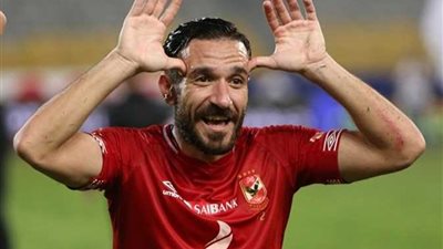 بعد مرور 30 دقيقة.. الأهلي يتقدم على أسوان بهدف على معلول
