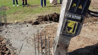 محافظ أسيوط: إزالة 33 حالة تعدي على أراضي زراعية وحماية النيل