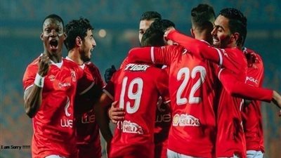 صدمة لجماهير الأهلى بشأن نجم الفريق قبل مواجهة الزمالك
