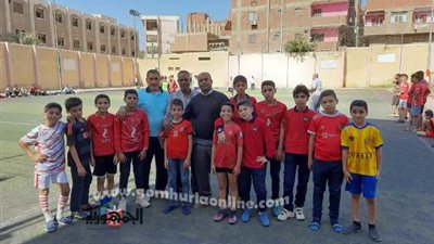 مدرسة الشهيد عادل عبيدو للغات تحصل على المركز الأول بدورى المدارس