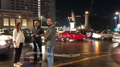 نائب محافظ الجيزة ورئيس حي الدقي يتابعان شفط مياه الامطار.. صور