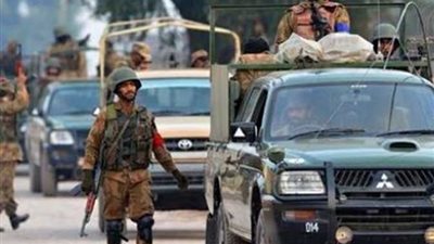 الشرطة الباكستانية تقضي على مهاجمين انتحاريين