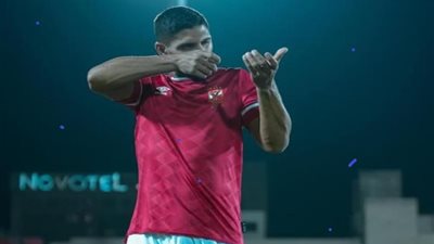 شادي حسين يقود الاهلى امام الزمالك فى السوبر
