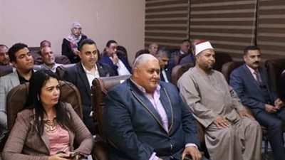 أمين تنظيم حماة الوطن يجتمع بأمناء الأمانات بالسويس