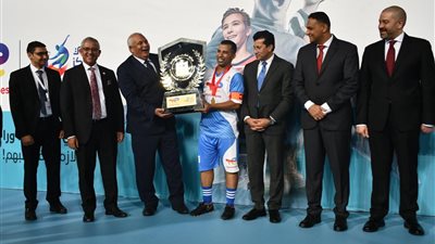 الخارجة بطلًا لدوري مراكز الشباب النسخة التاسعة
