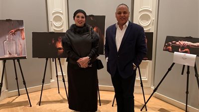 المكتب الثقافى المصرى يفتتح معرض فني بعنوان 
