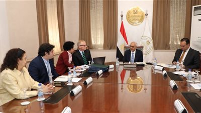 وزير التعليم يبحث التعاون مع وفد الوكالة الأمريكية للتنمية الدولية