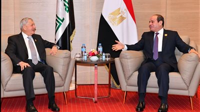 الرئيس السيسى يلتقى نظيره العراقى على هامش مشاركته فى القمة العربية