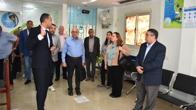 وفد الوكالة الامريكية للتنمية الدولية يتفقد مشروعات المياه والصرف