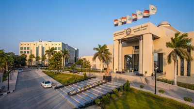 بدء العمل ببرنامج الدراسات العليا في كلية الإعلام بجامعة مصر للعلوم