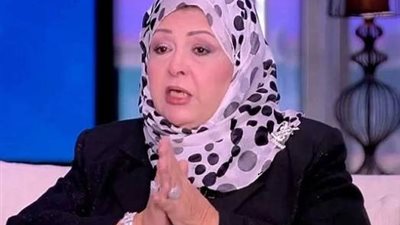 عفاف شعيب تفتح النار.. في 