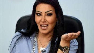 سمية الخشاب تصور 
