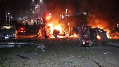 قتلى وجرحى في تفجير انتحاري عند بوابة معسكر للجيش في مقديشو