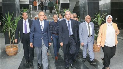 محافظ الشرقية يزور رئيس جامعة الزقازيق الجديد