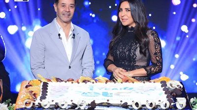 الخميس.. إنجي أنور تستضيف مدحت صالح في سهرة غنائية