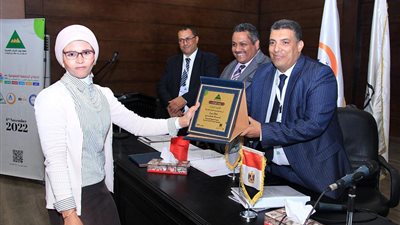 بيوت الشباب المصرية فى رسالة دكتوراه
