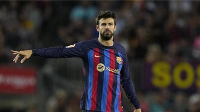 الدورى الاسبانى .. بيكيه يظهر فى تشكيل برشلونة أمام أوساسونا غدا
