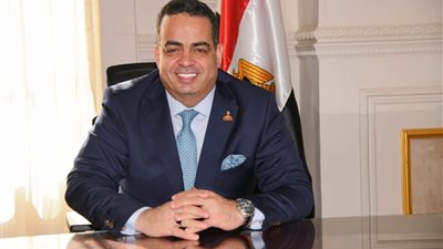 عصام هلال: قمة 