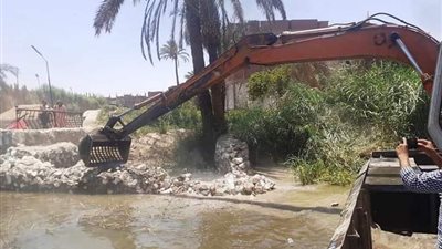إزالة 1964 حالة تعدي علي النيل وأملاك الري بسوهاج..صور