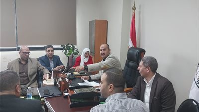 توصيل المرافق الداخلية لمنطقة ورش الحرفيين بشرق النيل ببنى سويف