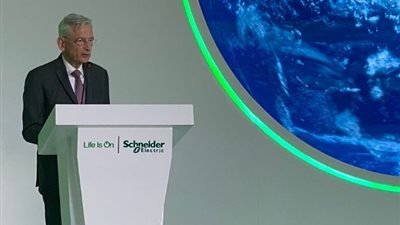 السفير الفرنسي بالقاهرة يشيد بجهود الدولة ضمن فعاليات قمة المناخ