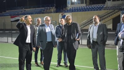وفد من الإتحاد الأفريقي والمصري للهوكي يتفقد نادي القناة