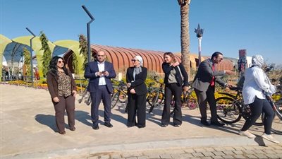 ياسمين فؤاد تسلم دراجات هوائية للفائزين بمسابقة صحتنا من صحة كوكبنا
